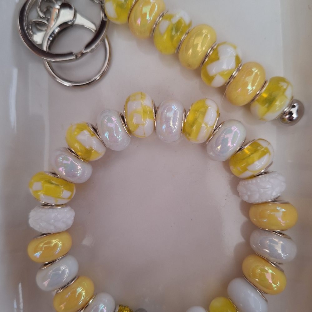 Handmade Yellow and White Glass Beaded Set Of Bracelet and Purse Swag/Keychain